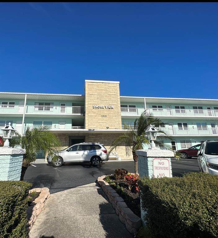 1819 Shore Drive - Photo 1