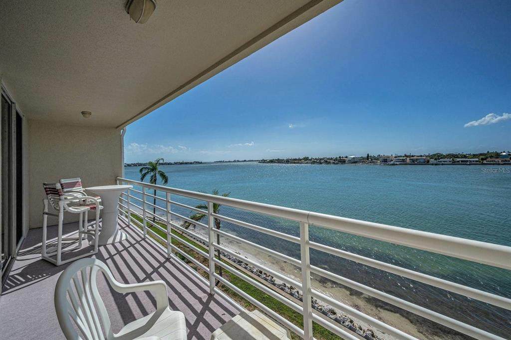 6085 Bahia Del Mar Circle - Photo 1