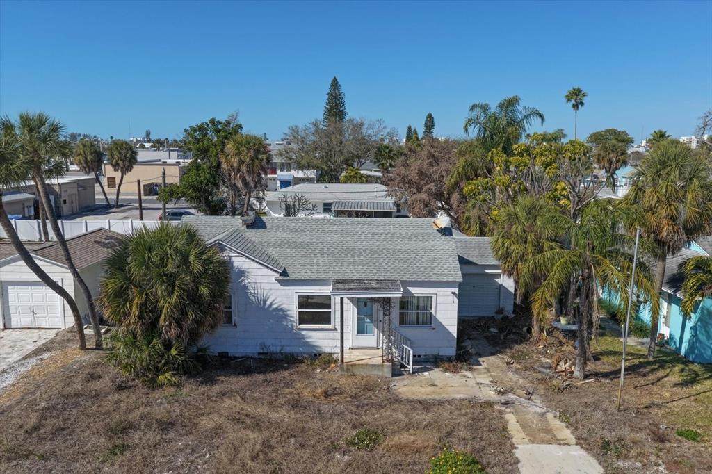 429 70TH Avenue - Photo 1