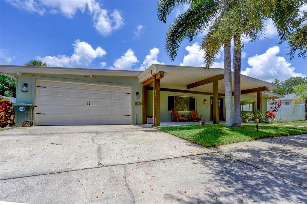 215 Garden Circle - Photo 1