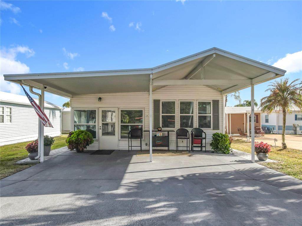 446 Pine Loop - Photo 1