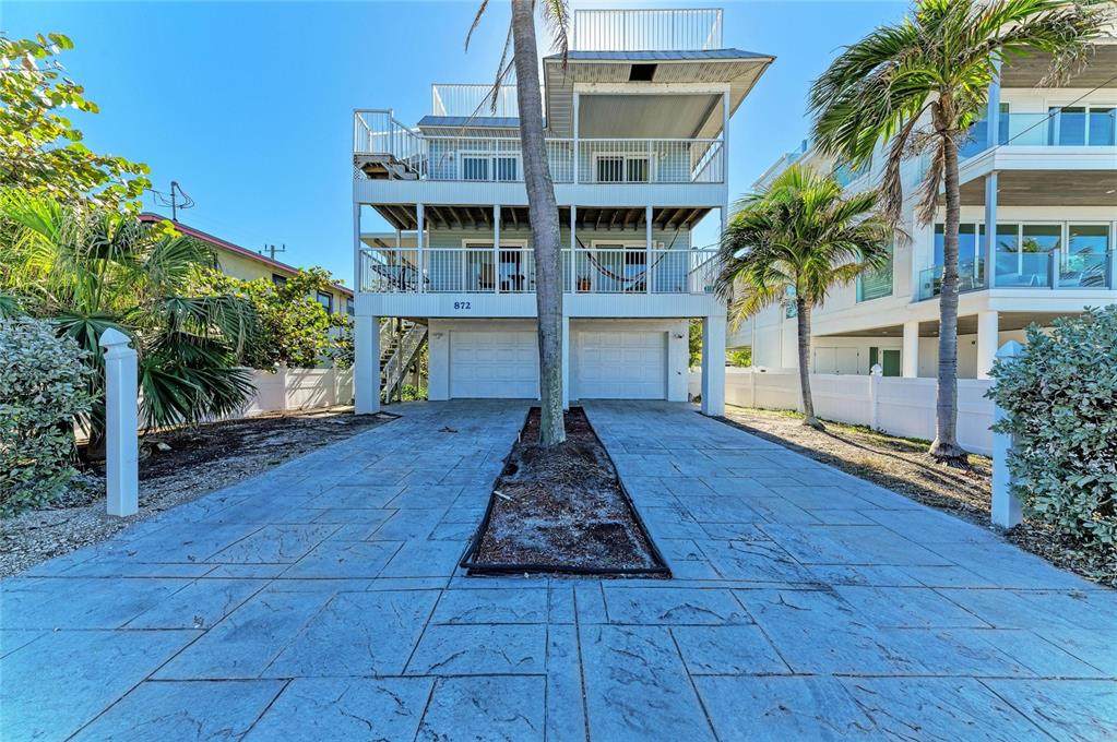 872 North Shore Drive - Photo 1