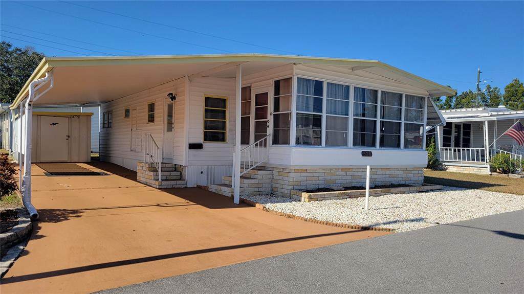 585 Sky Harbor Drive - Photo 1