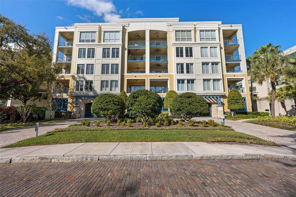 509 Bay Street - Photo 1