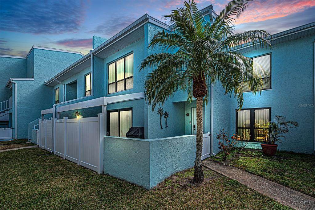 1 Windrush Boulevard - Photo 1