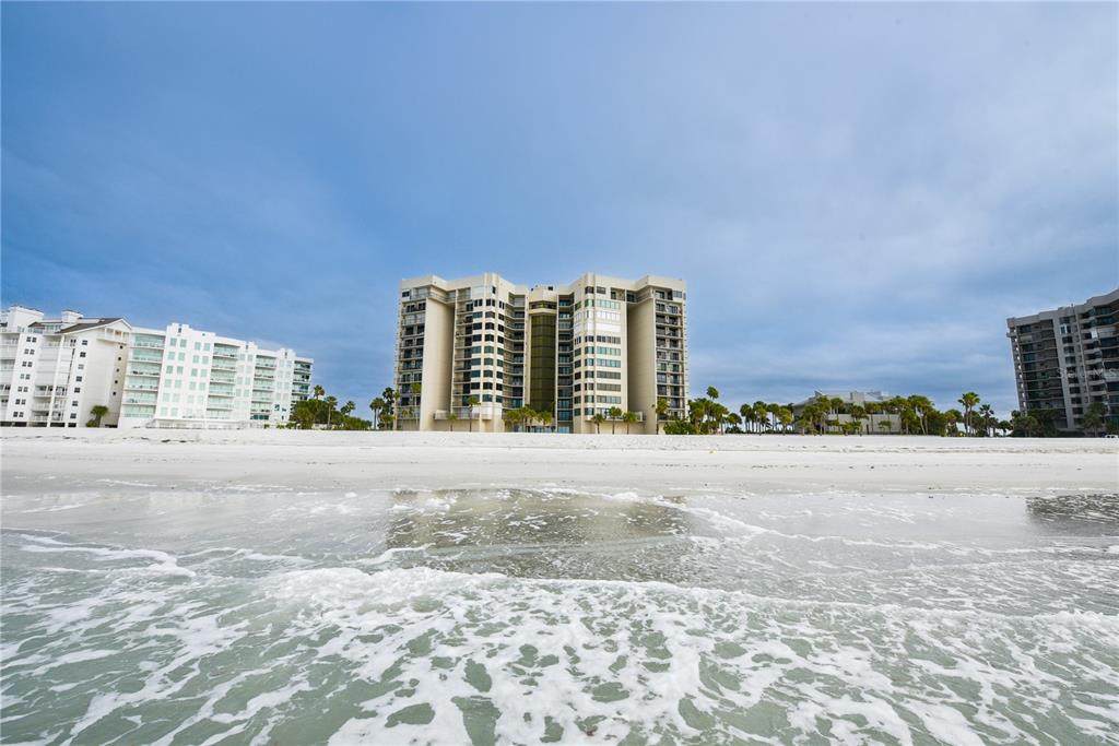 1600 Gulf Boulevard - Photo 1