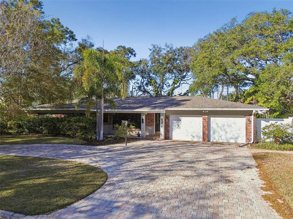 4633 Longfellow Avenue - Photo 1