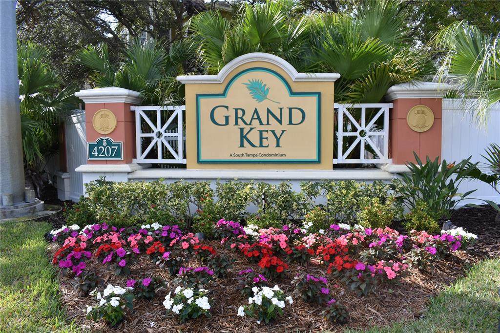 4207 Dale Mabry Highway - Photo 1