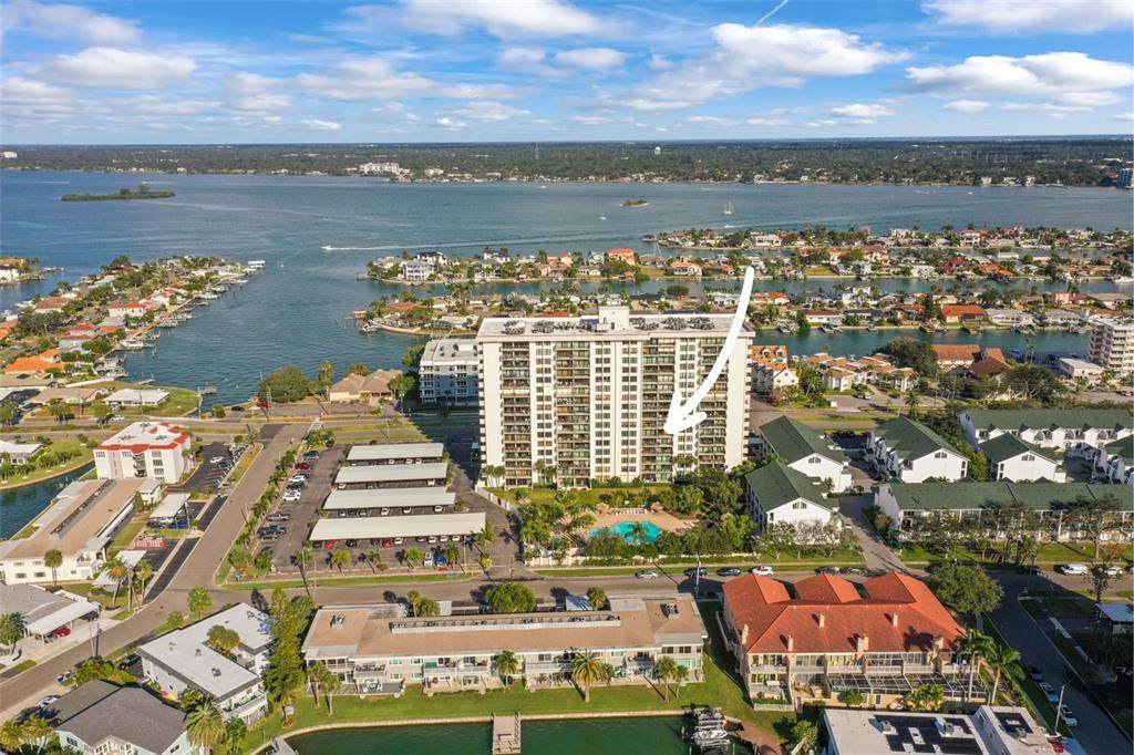400 Island Way - Photo 1