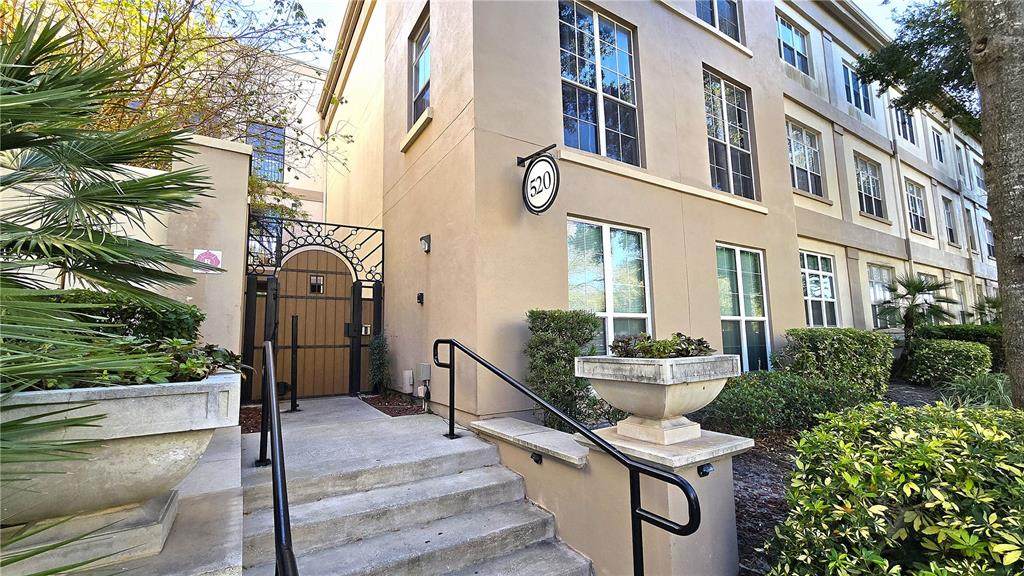 520 Armenia Avenue - Photo 1