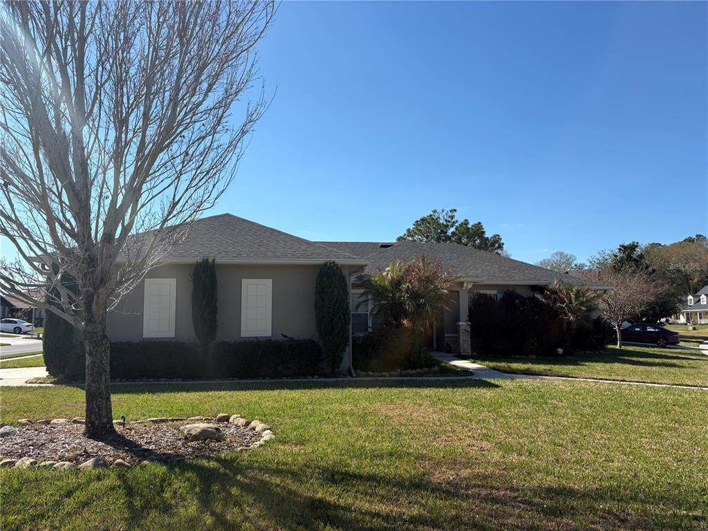 2118 Edgewater Circle - Photo 1