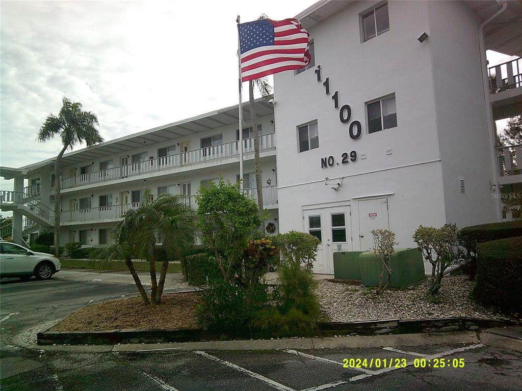 11100 86TH Avenue - Photo 1