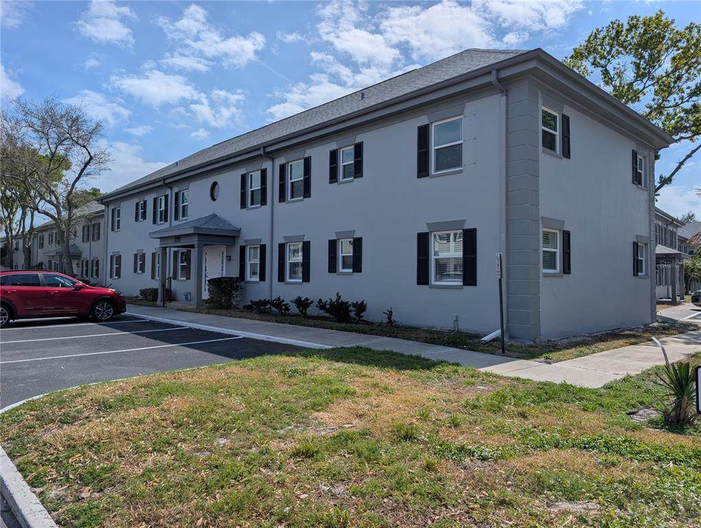 6990 Place De La Paix - Photo 1