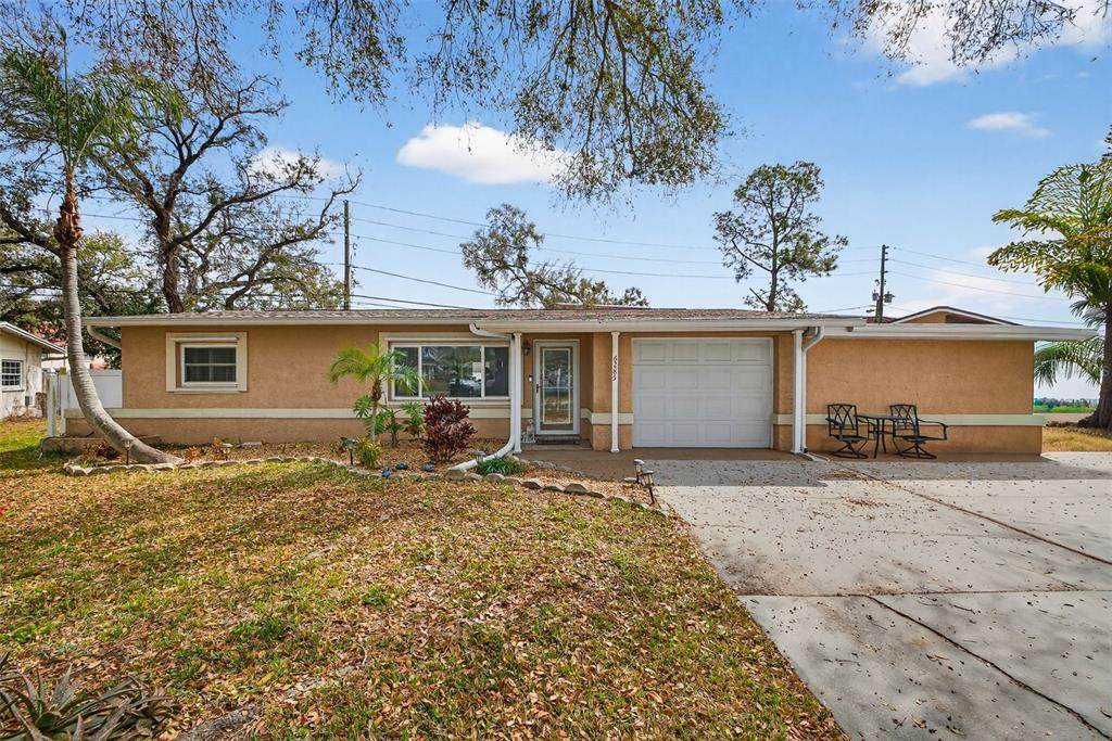 6285 101ST Way - Photo 1