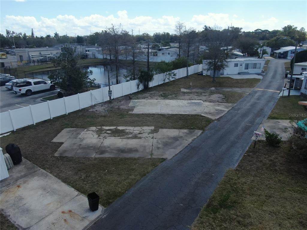 6720 Park Boulevard - Photo 1