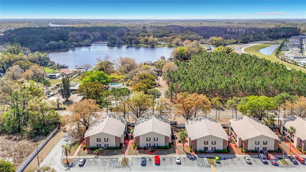 21038 Voyager Boulevard - Photo 1