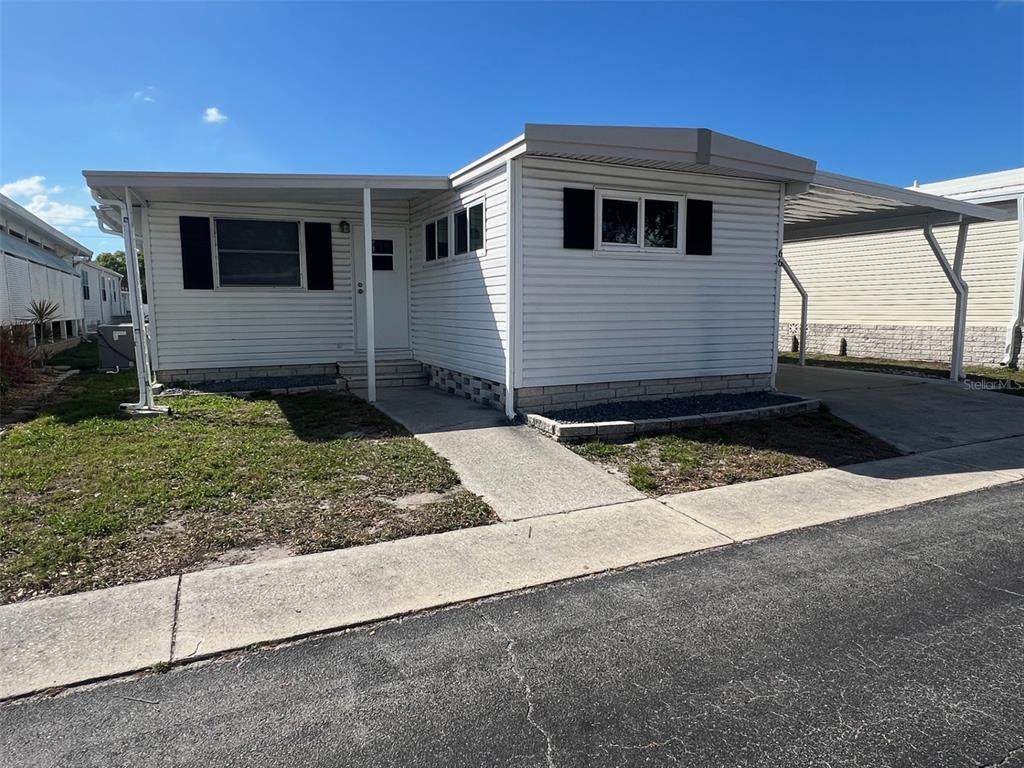 66 Thatch Palm Street - Photo 1