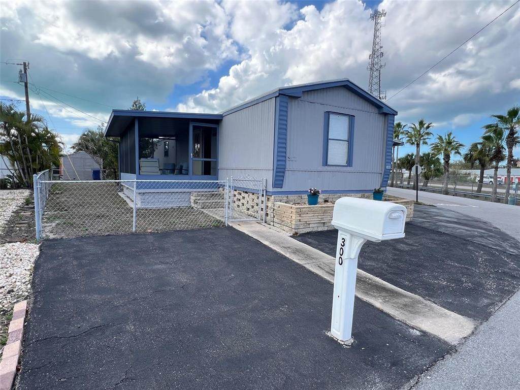 6580 Seminole Boulevard - Photo 1