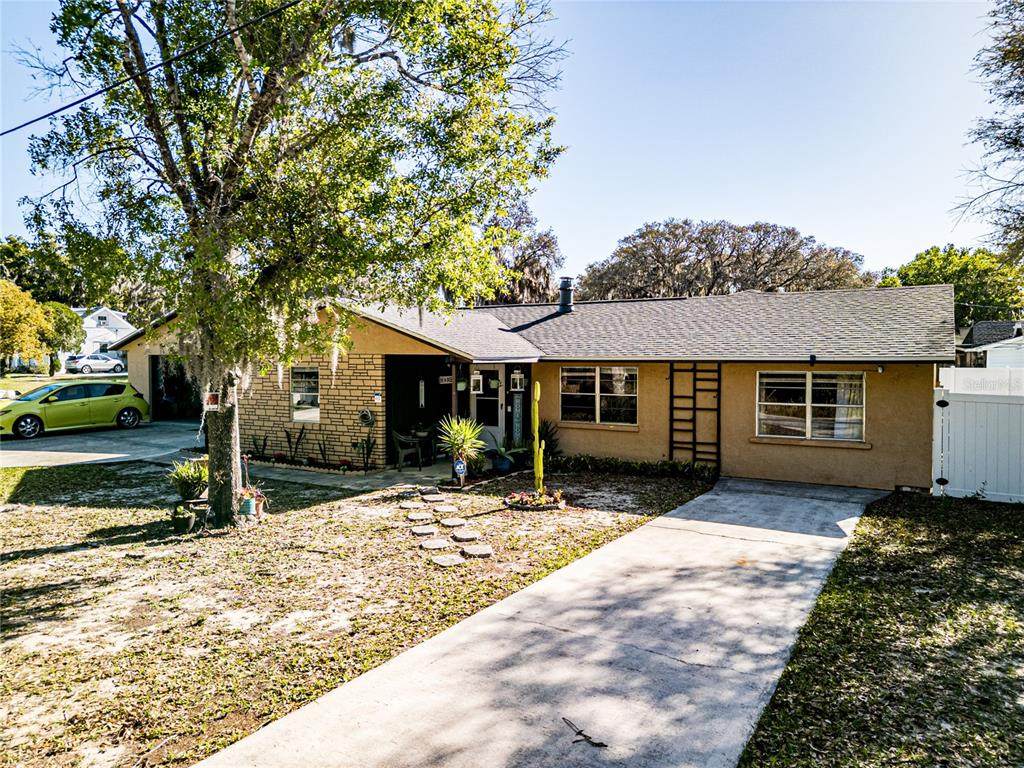 613 Willow Avenue - Photo 1