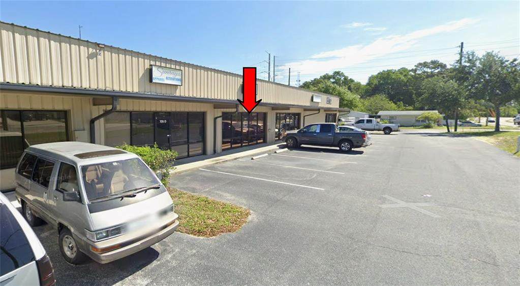 705 Live Oak Street - Photo 1