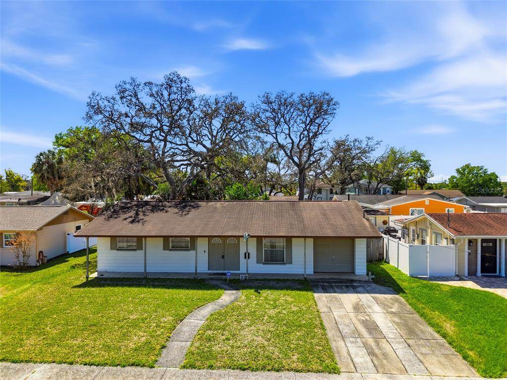 3312 Burke St - Photo 1