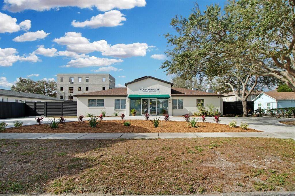 820 15TH Street - Photo 1