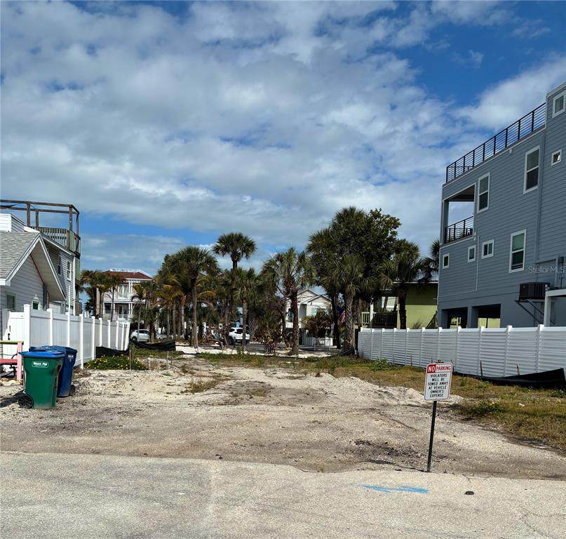 104 1ST Street - Photo 1