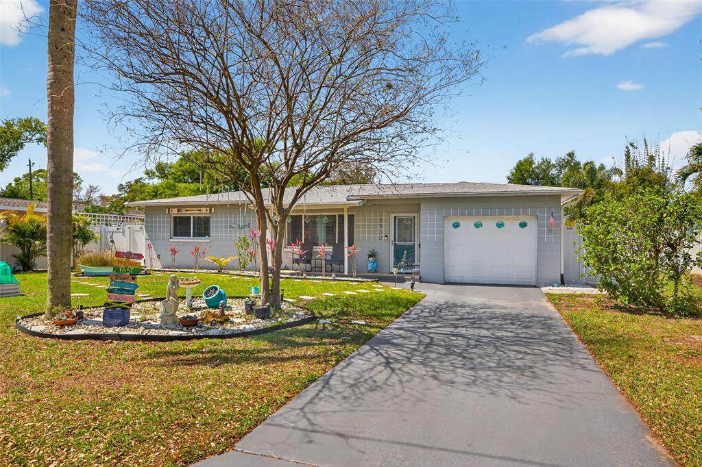 2530 51ST Street - Photo 1