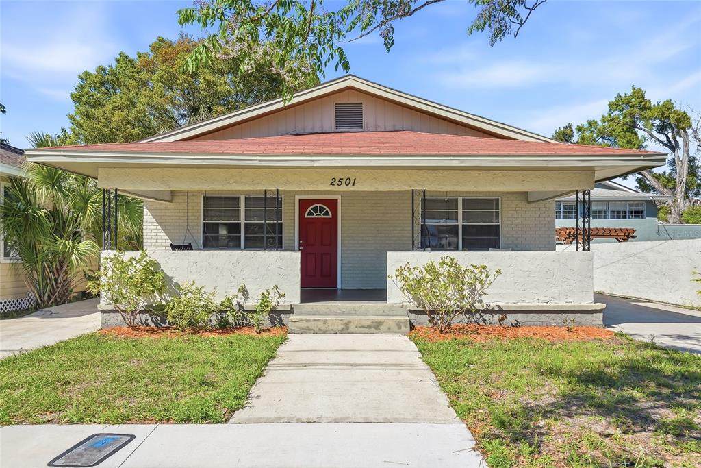 2501 Gray Street - Photo 1