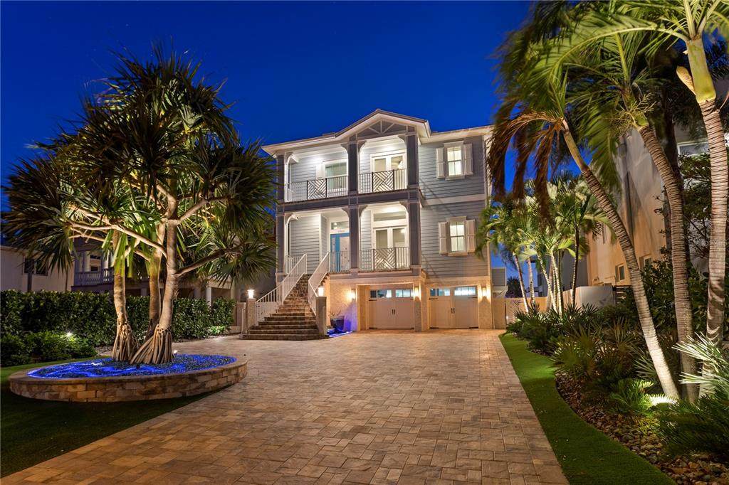 15612 Gulf Boulevard - Photo 1