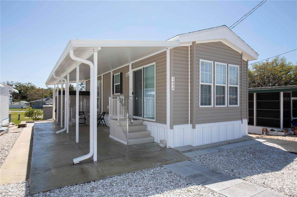 5642 Oak Ridge Avenue - Photo 1