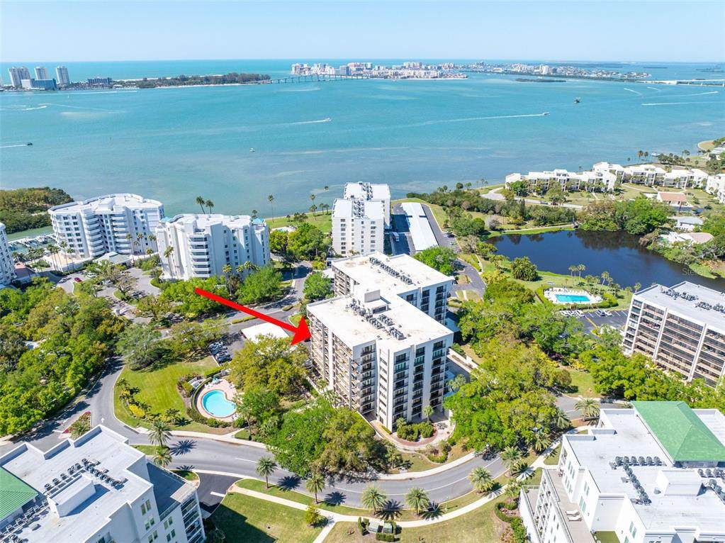 150 Belleview Boulevard - Photo 1