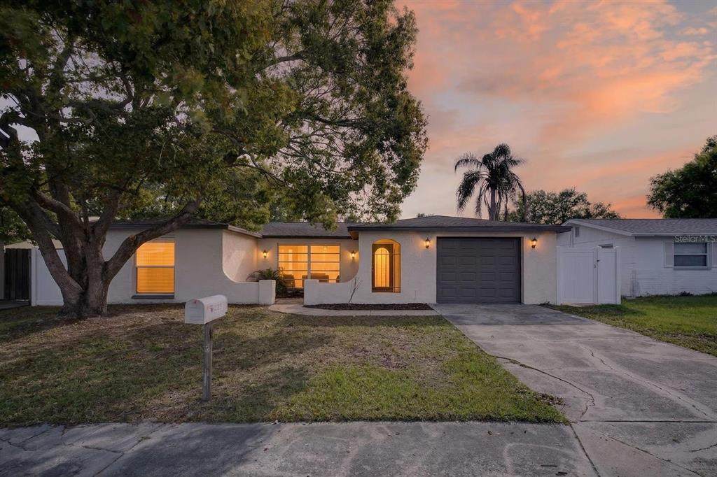 10028 Vineyard Lane - Photo 1
