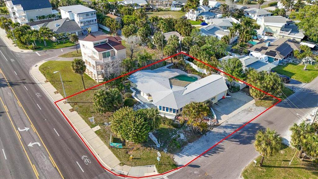 16007 Gulf Boulevard - Photo 1