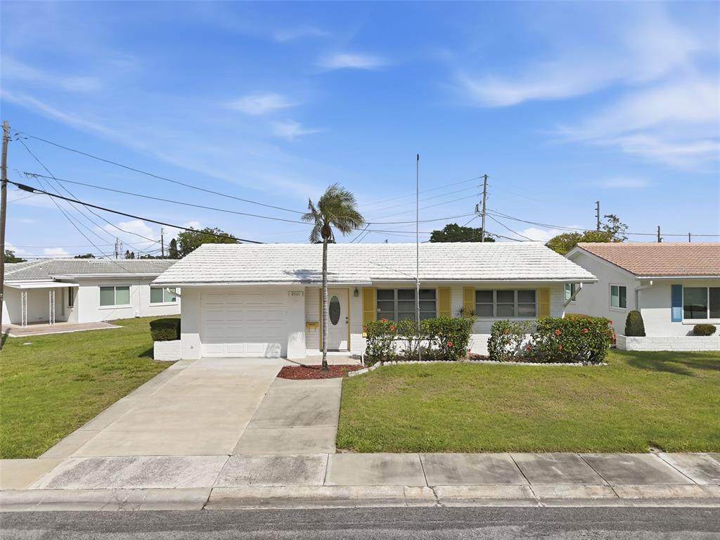 9501 45TH Way - Photo 1