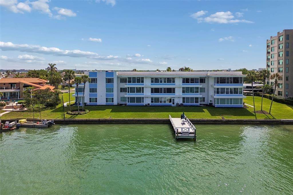 770 Island Way - Photo 1