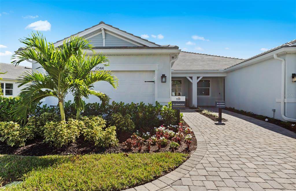1607 Tavira Place - Photo 1