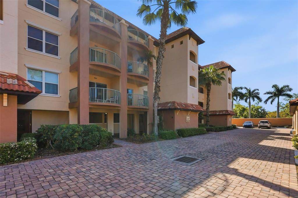 1695 Pinellas Bayway - Photo 1