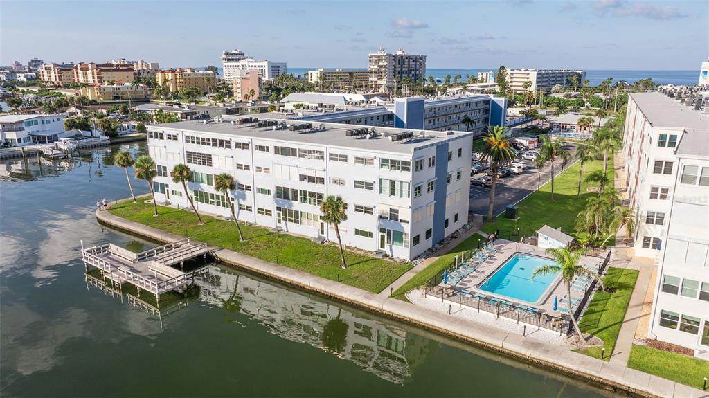 5555 Gulf Boulevard - Photo 1