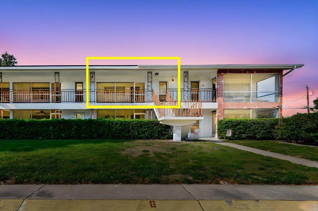 2348 Shelley Street - Photo 1