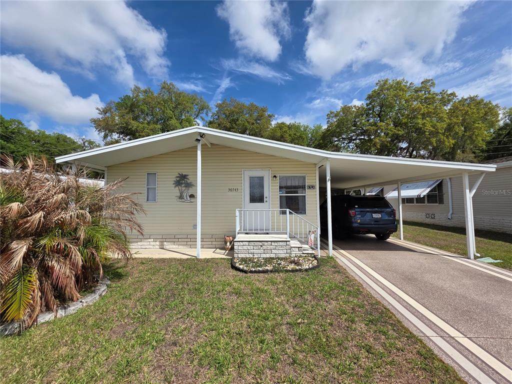 36743 Tara Avenue - Photo 1