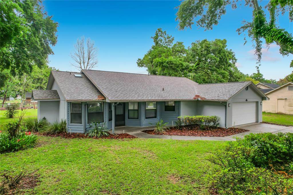 109 South Court - Photo 1