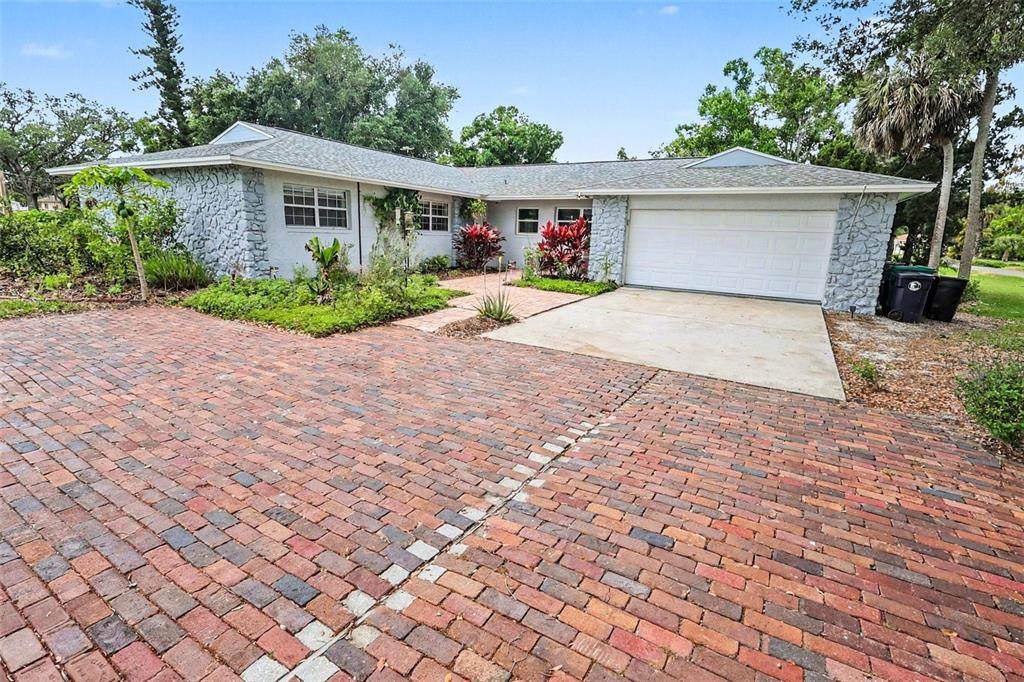 1713 14TH Avenue - Photo 1