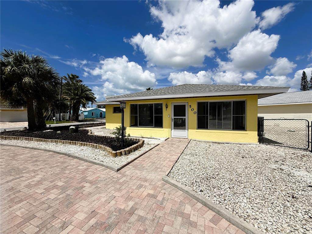 500 140TH Avenue - Photo 1
