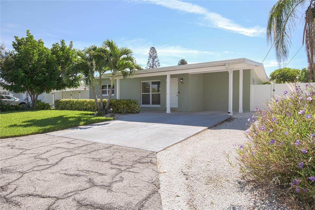 3665 Belle Vista Drive - Photo 1