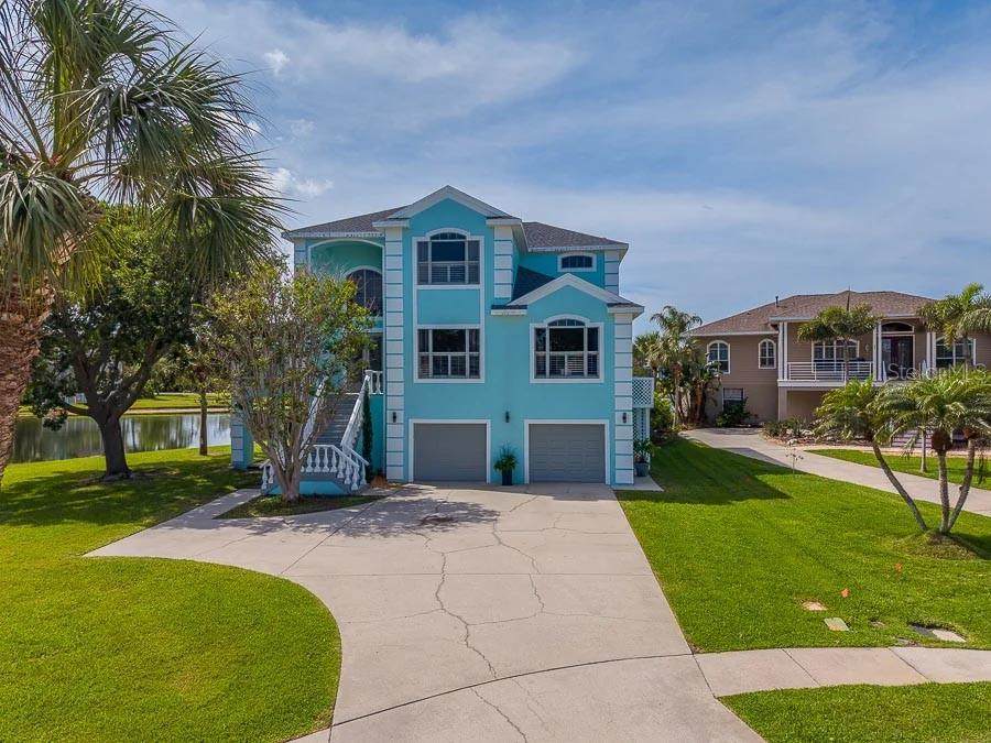 2106 Pelican Court - Photo 1