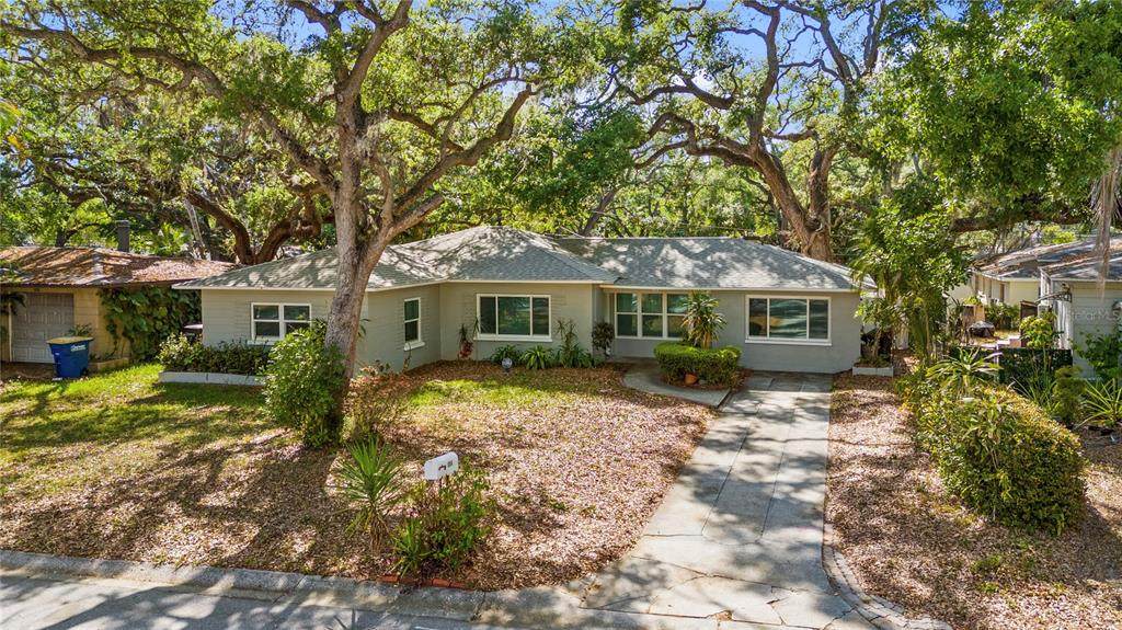 804 Evergreen Avenue - Photo 1