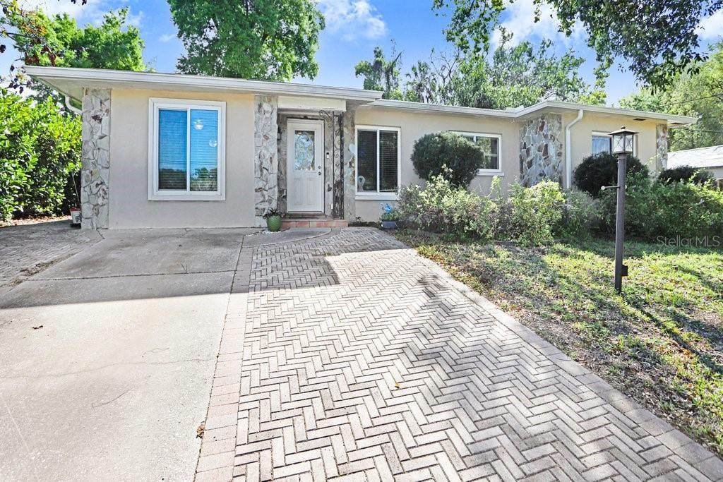 6703 River Boulevard - Photo 1