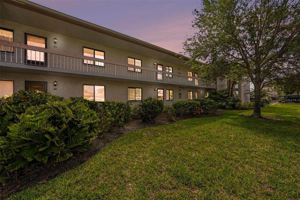 172 Lakeview Way - Photo 1