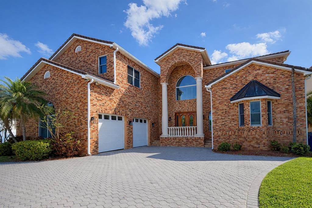 441 Lucerne Avenue - Photo 1
